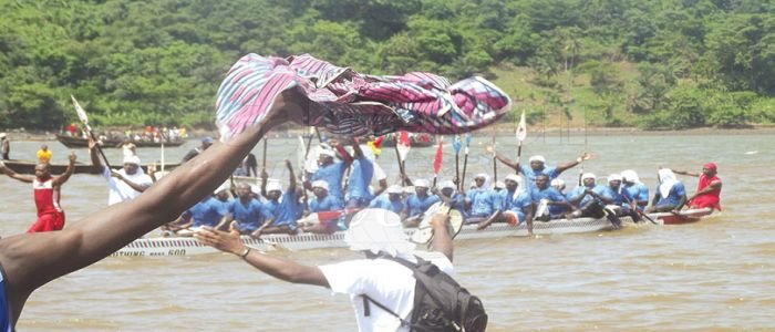Limbe Canoe Race